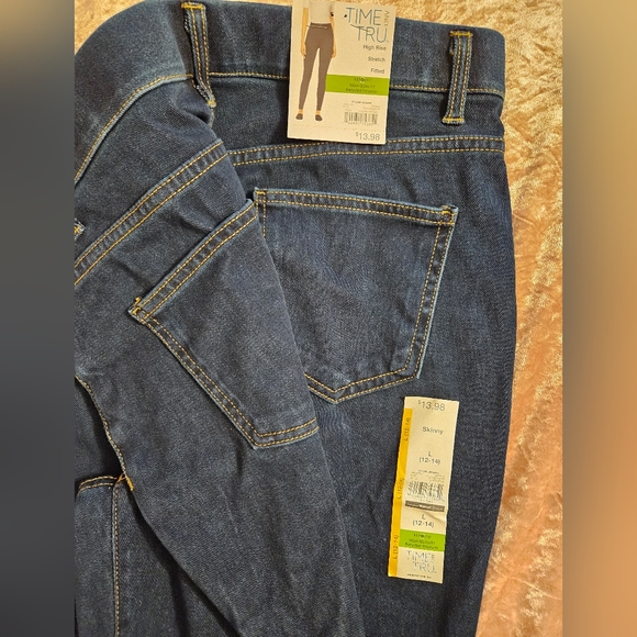 Time and Tru skinny Jeans - Picture 7 of 8